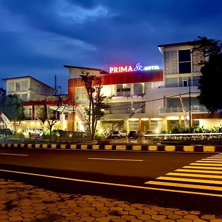 Prima Sr Hotel & Convention Yogyakarta Sleman  Exteriör bild