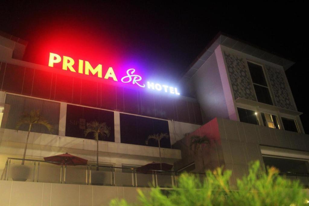 Prima Sr Hotel & Convention Yogyakarta Sleman  Exteriör bild