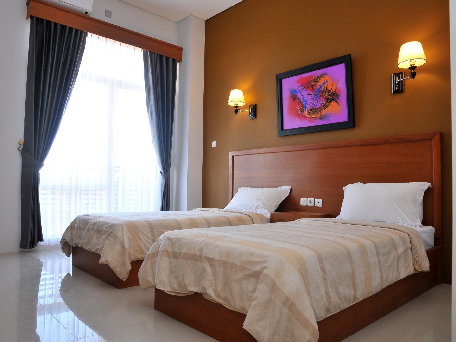 Prima Sr Hotel & Convention Yogyakarta Sleman  Exteriör bild